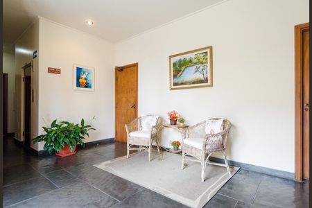 Apartamento à venda com 173m², 3 quartos e 2 vagas Apartamento à venda com 173m², 3 quartos e 2 vagasHall social