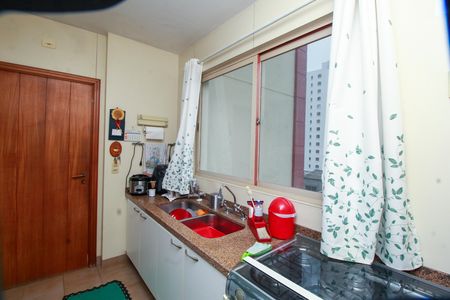 Apartamento à venda com 173m², 3 quartos e 2 vagas Apartamento à venda com 173m², 3 quartos e 2 vagasCozinha