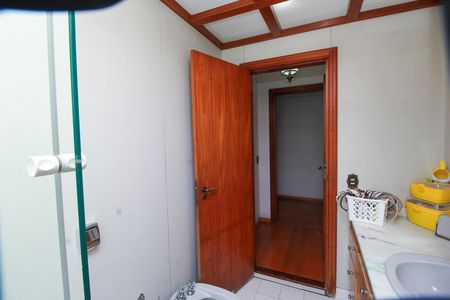Apartamento à venda com 173m², 3 quartos e 2 vagas Apartamento à venda com 173m², 3 quartos e 2 vagasBanheiro da Suíte