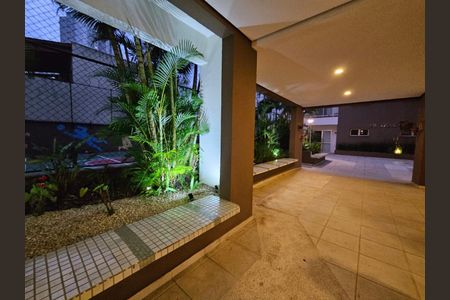 Apartamento à venda com 50m², 2 quartos e 1 vagaFoto 01