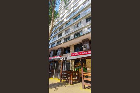 Apartamento à venda com 60m², 1 quarto e sem vaga Apartamento à venda com 60m², 1 quarto e sem vagaFachada