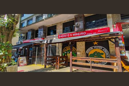Apartamento à venda com 60m², 1 quarto e sem vaga Apartamento à venda com 60m², 1 quarto e sem vagaFachada