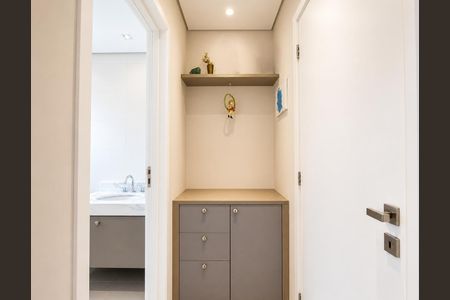 Apartamento à venda com 117m², 3 quartos e 2 vagasCorredor