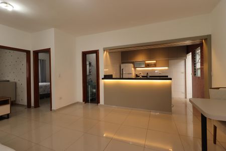 Apartamento à venda com 70m², 2 quartos e 2 vagasSala