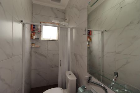 Apartamento à venda com 70m², 2 quartos e 2 vagasBanheiro da Suíte