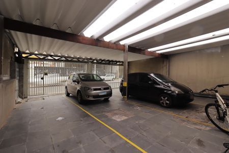 Apartamento à venda com 70m², 2 quartos e 2 vagasGaragem