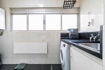 Apartamento à venda com 98m², 3 quartos e 2 vagasLavanderia