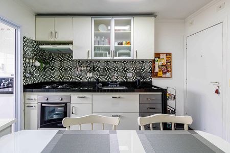 Apartamento à venda com 98m², 3 quartos e 2 vagasCozinha