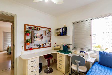 Apartamento à venda com 98m², 3 quartos e 2 vagasQuarto 01