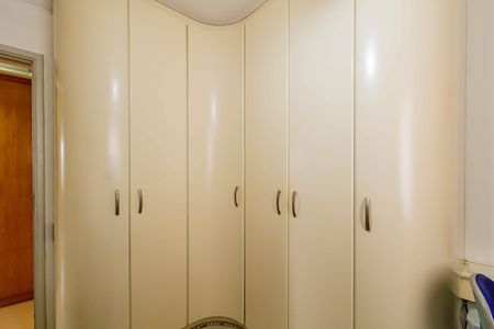 Apartamento à venda com 98m², 3 quartos e 2 vagasQuarto 02