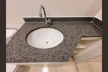 Apartamento para alugar com 53m², 3 quartos e 1 vaga Apartamento para alugar com 53m², 3 quartos e 1 vagaBanheiro Social