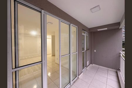 Apartamento para alugar com 53m², 3 quartos e 1 vaga Apartamento para alugar com 53m², 3 quartos e 1 vagaVaranda