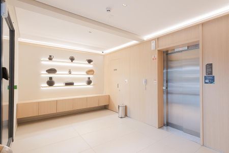 Studio à venda com 30m², 1 quarto e sem vaga Studio à venda com 30m², 1 quarto e sem vagaHall social