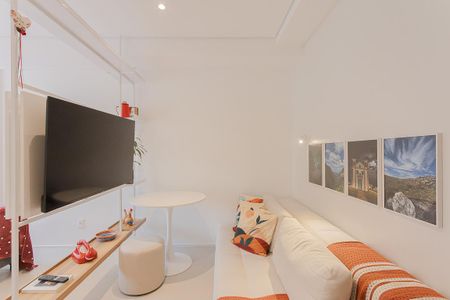 Studio à venda com 30m², 1 quarto e sem vaga Studio à venda com 30m², 1 quarto e sem vagaSala