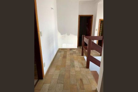 Casa à venda com 330m², 4 quartos e 6 vagas Casa à venda com 330m², 4 quartos e 6 vagasFoto 12