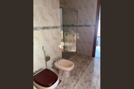 Casa à venda com 330m², 4 quartos e 6 vagas Casa à venda com 330m², 4 quartos e 6 vagasFoto 21