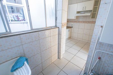 Apartamento à venda com 72m², 2 quartos e 1 vagaArea de serviço