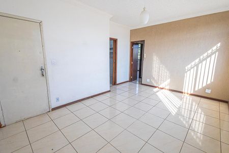 Apartamento à venda com 72m², 2 quartos e 1 vagaSala