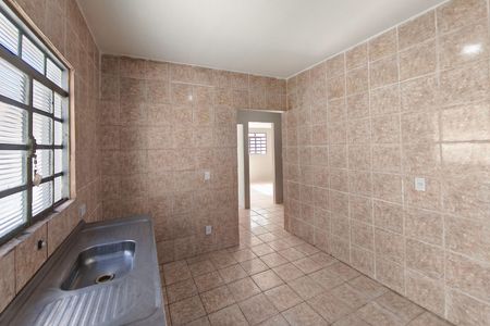 Casa à venda com 78m², 2 quartos e 2 vagas Casa à venda com 78m², 2 quartos e 2 vagasCozinha