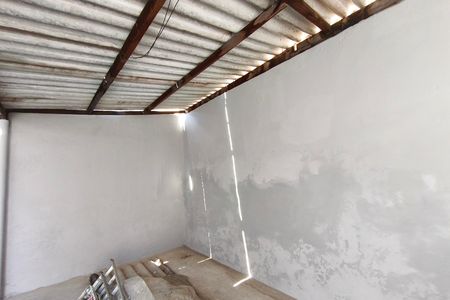 Casa à venda com 78m², 2 quartos e 2 vagas Casa à venda com 78m², 2 quartos e 2 vagasQuintal