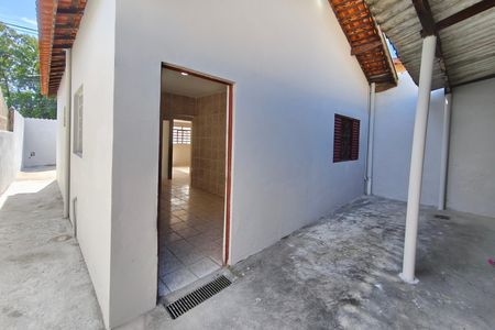 Casa à venda com 78m², 2 quartos e 2 vagas Casa à venda com 78m², 2 quartos e 2 vagasQuintal