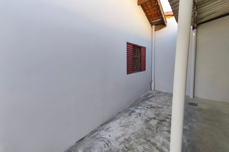 Casa à venda com 78m², 2 quartos e 2 vagas Casa à venda com 78m², 2 quartos e 2 vagasQuintal - Área de serviço
