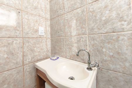 Casa à venda com 78m², 2 quartos e 2 vagas Casa à venda com 78m², 2 quartos e 2 vagasBanheiro