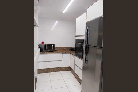Cozinha de apartamento para alugar com 3 quartos, 131m² em Aviação, Praia Grande