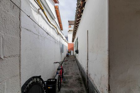Casa à venda com 250m², 4 quartos e 5 vagas Casa à venda com 250m², 4 quartos e 5 vagasÁrea externa