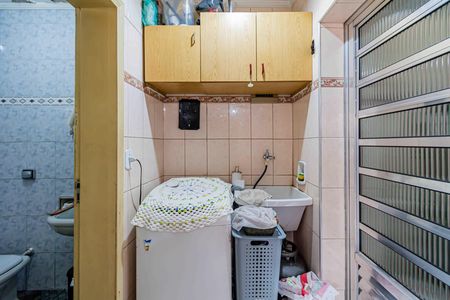 Casa à venda com 250m², 4 quartos e 5 vagas Casa à venda com 250m², 4 quartos e 5 vagasCasa 01