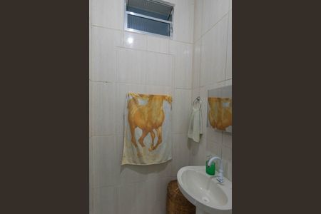 Banheiro da Suíte de casa à venda com 2 quartos, 70m² em Conjunto Habitacional Vida Nova 1, Campinas