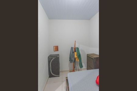 Casa à venda com 70m², 2 quartos e 2 vagas Casa à venda com 70m², 2 quartos e 2 vagasQuarto