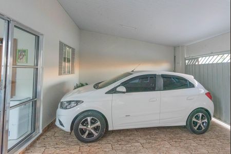 Casa à venda com 70m², 2 quartos e 2 vagas Casa à venda com 70m², 2 quartos e 2 vagasGaragem