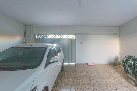 Casa à venda com 70m², 2 quartos e 2 vagas Casa à venda com 70m², 2 quartos e 2 vagasGaragem