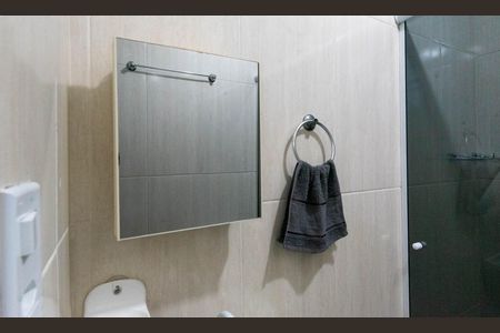 Casa à venda com 70m², 2 quartos e 2 vagas Casa à venda com 70m², 2 quartos e 2 vagasBanheiro