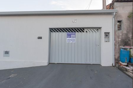 Casa à venda com 70m², 2 quartos e 2 vagas Casa à venda com 70m², 2 quartos e 2 vagasPlaquinha