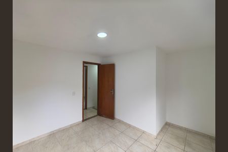 Casa para alugar com 60m², 2 quartos e sem vaga