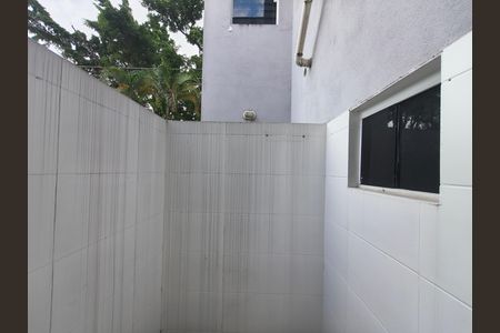 Casa para alugar com 60m², 2 quartos e sem vaga