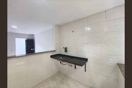 Casa para alugar com 60m², 2 quartos e sem vaga