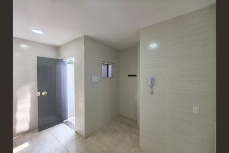Casa para alugar com 60m², 2 quartos e sem vaga