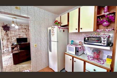 Apartamento à venda com 60m², 2 quartos e 1 vaga Apartamento à venda com 60m², 2 quartos e 1 vagaCozinha