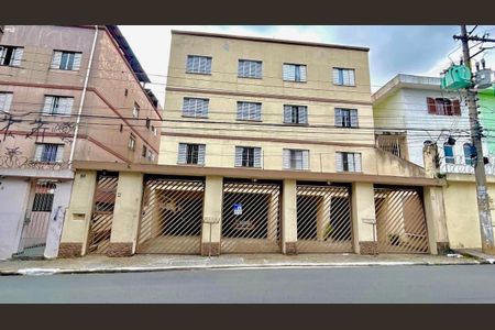 Apartamento à venda com 60m², 2 quartos e 1 vaga Apartamento à venda com 60m², 2 quartos e 1 vagaPlaca instalada na fachada do imóvel