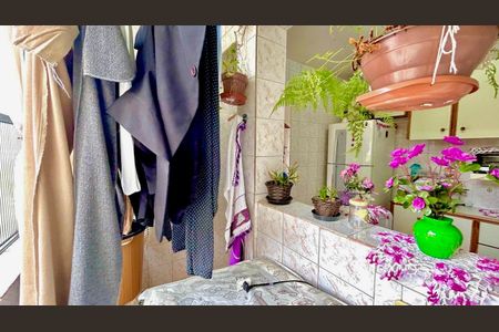 Apartamento à venda com 60m², 2 quartos e 1 vaga Apartamento à venda com 60m², 2 quartos e 1 vagaÁrea de Serviço