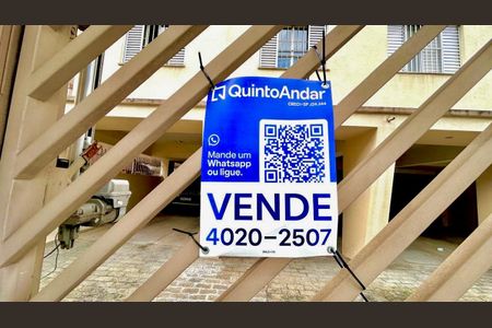 Apartamento à venda com 60m², 2 quartos e 1 vaga Apartamento à venda com 60m², 2 quartos e 1 vagaPlaca aproximadamente