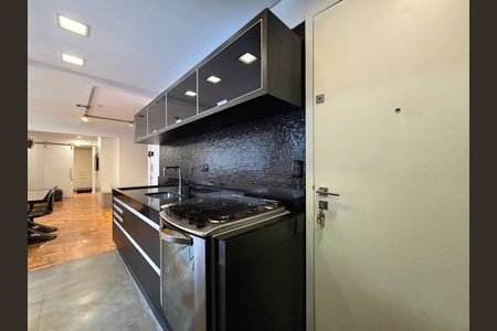 Apartamento à venda com 80m², 1 quarto e 1 vaga