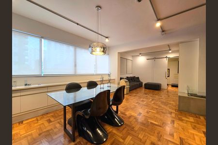 Apartamento à venda com 80m², 1 quarto e 1 vaga Apartamento à venda com 80m², 1 quarto e 1 vagaSala