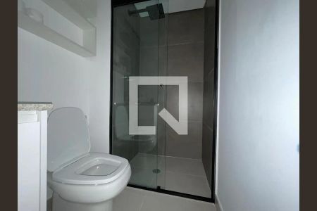 Banheiro  de apartamento à venda com 1 quarto, 27m² em Pinheiros, São Paulo