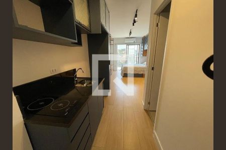Cozinha de apartamento à venda com 1 quarto, 27m² em Pinheiros, São Paulo