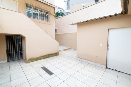 Quintal de casa à venda com 3 quartos, 200m² em Jabaquara, São Paulo