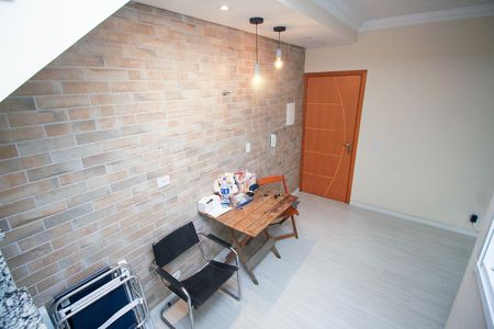 Apartamento à venda com 96m², 2 quartos e 1 vagaEscada